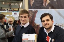 étudiants de la faculté au salon de l'étudiant de lille