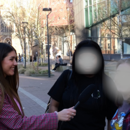 etudiante-interview-patrimoine